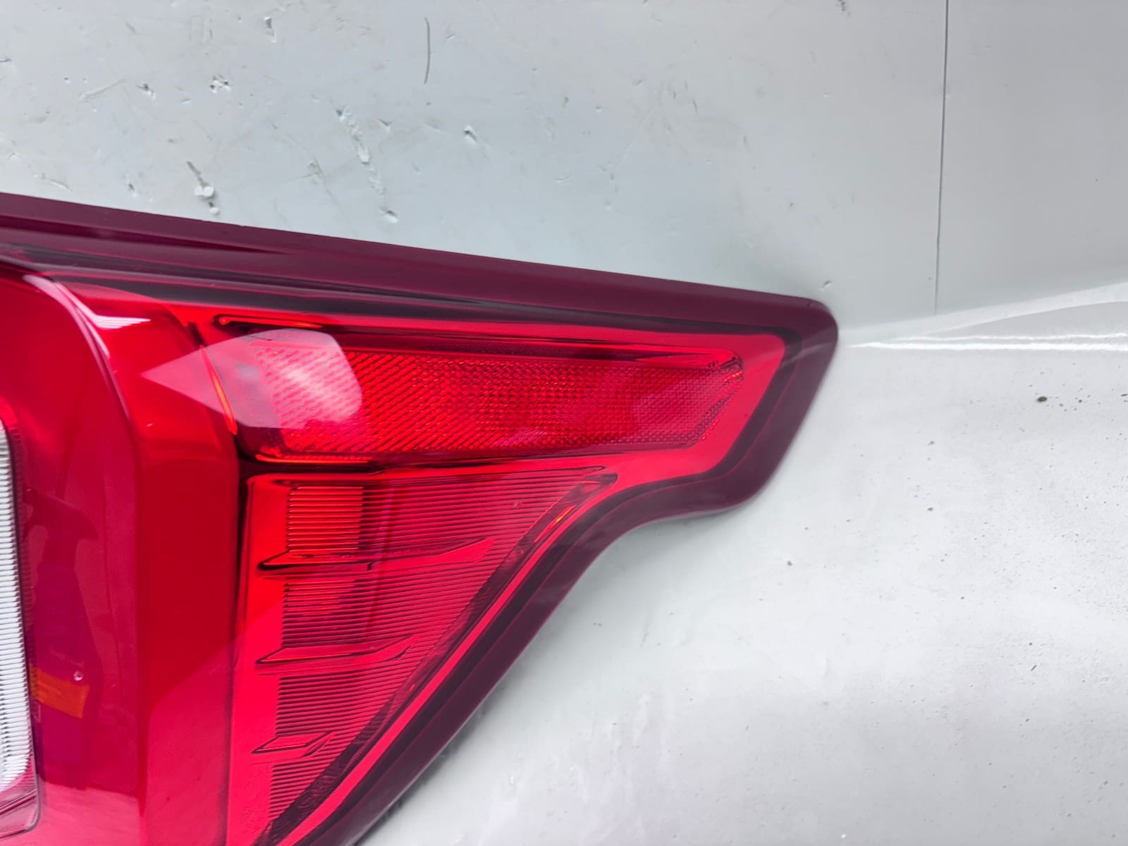 2020-24 Ford Explorer Halogen LED Rear Right OEM Tail Light LB5Z-13405-F - Image 15