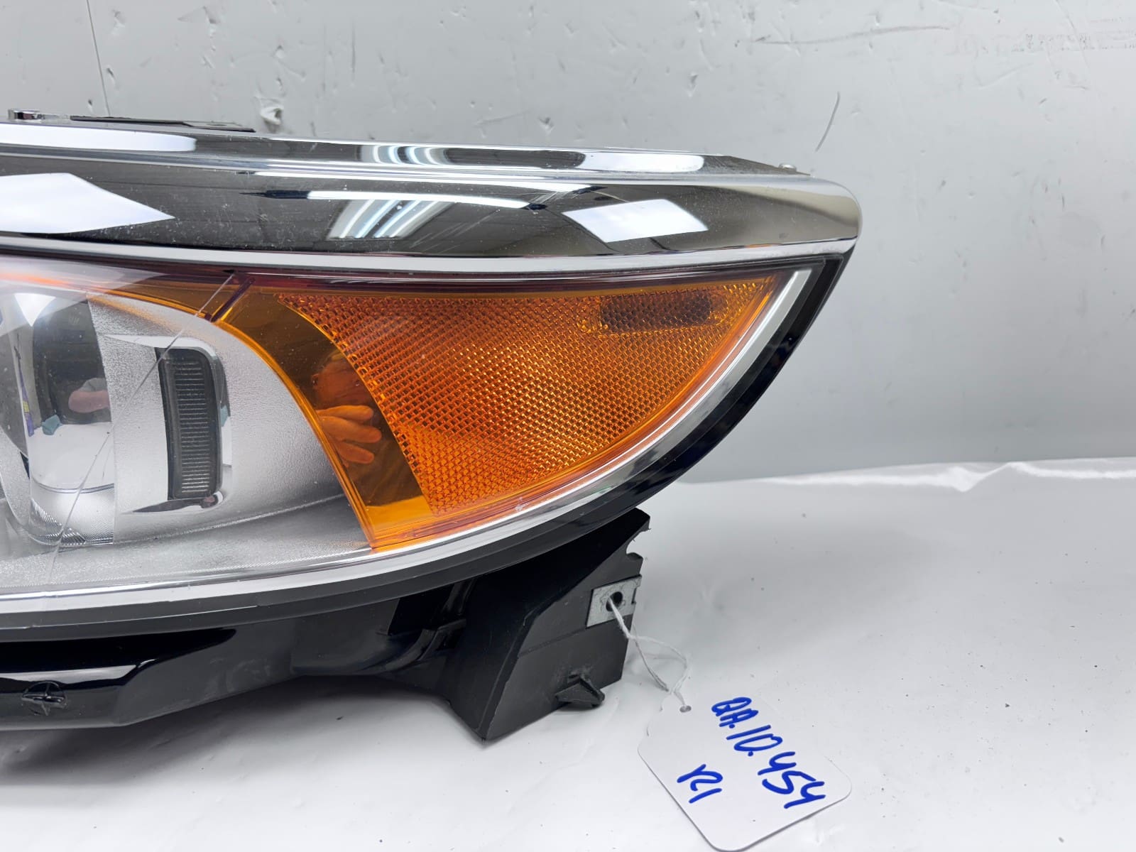 2011-2014 Ford Edge Halogen Front Left OEM Headlight BT4313006AE - Image 2