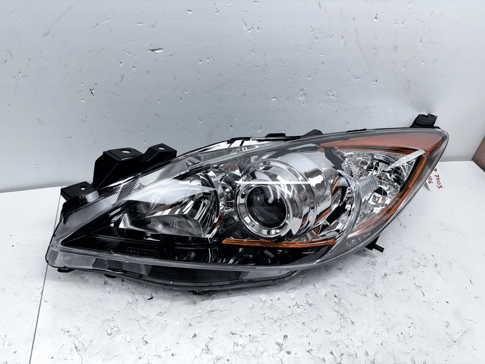 2010-2013 Mazda3 Halogen Front Left CAPA Headlight bbm4510loh