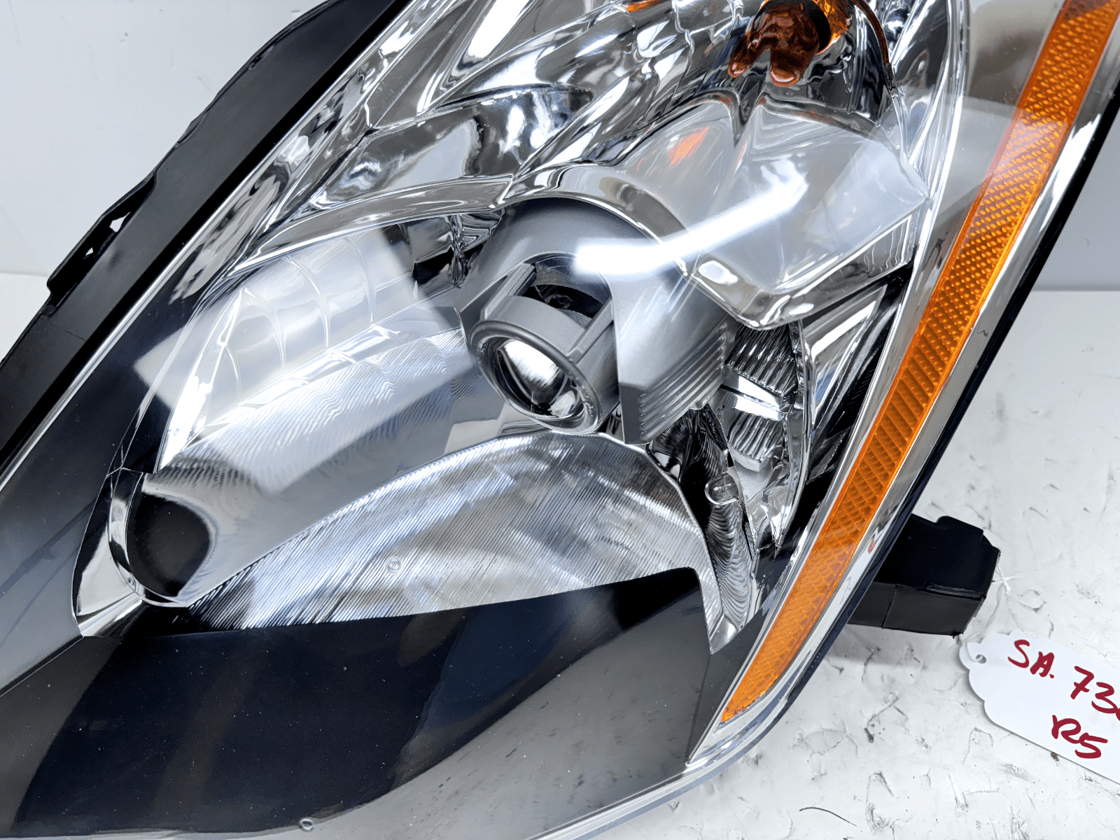 2003-2005 Nissan 350z Xenon Front Left Headlight - Image 7
