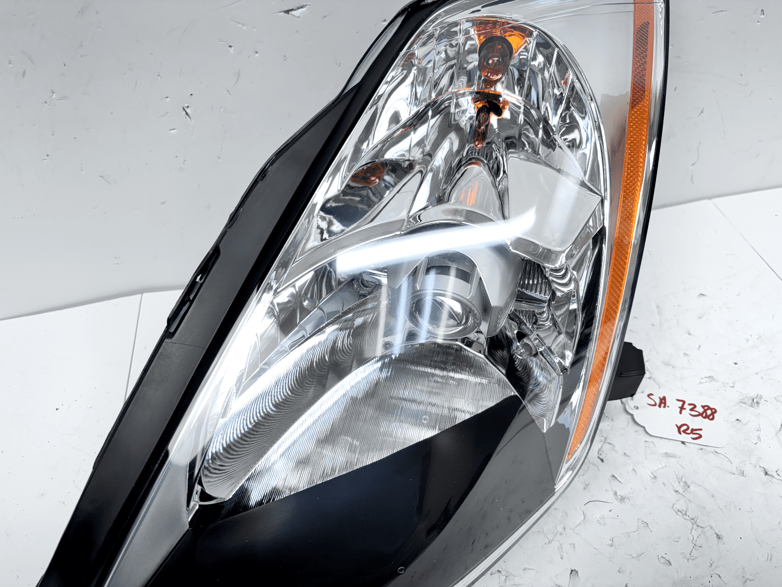 2003-2005 Nissan 350z Xenon Front Left Headlight - Image 13