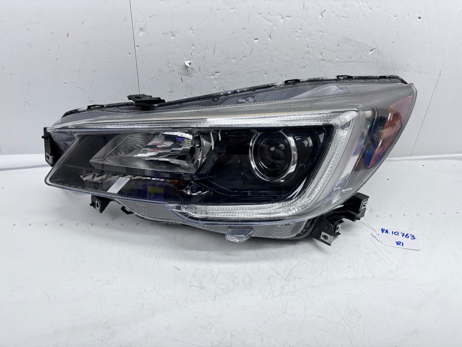 84001ALHA 2018-19 Subaru Legacy Outback Halogen LED Front Left OEM Headlight - Image 2