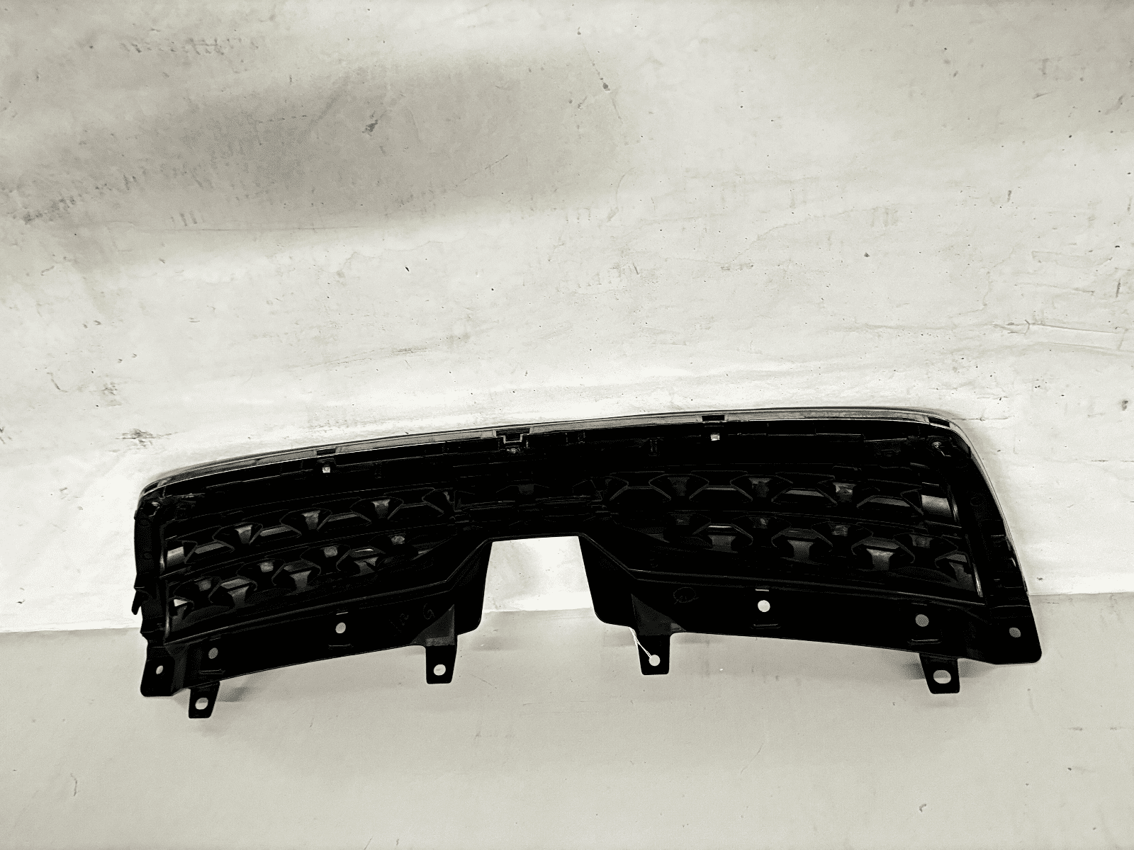 2014-2016 Subaru Forester Lower Front OEM Grille - Image 13