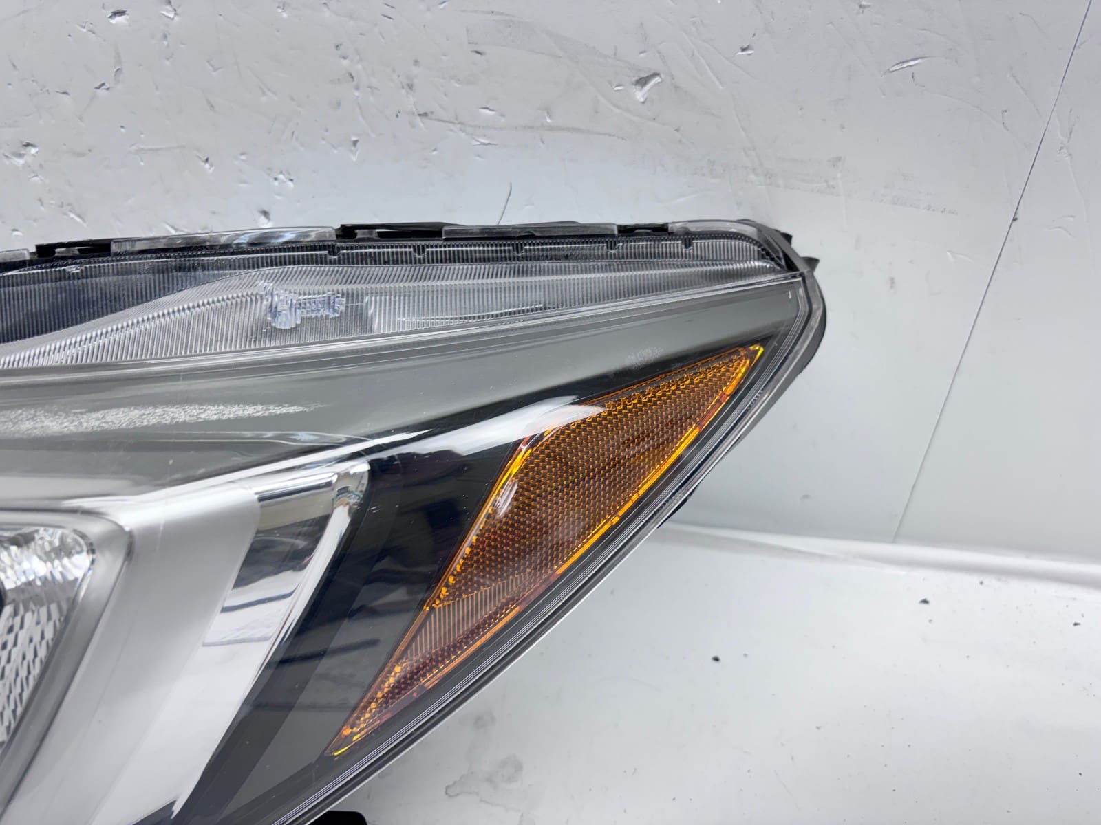 84001ALHA 2018-19 Subaru Legacy Outback Halogen LED Front Left OEM Headlight - Image 7