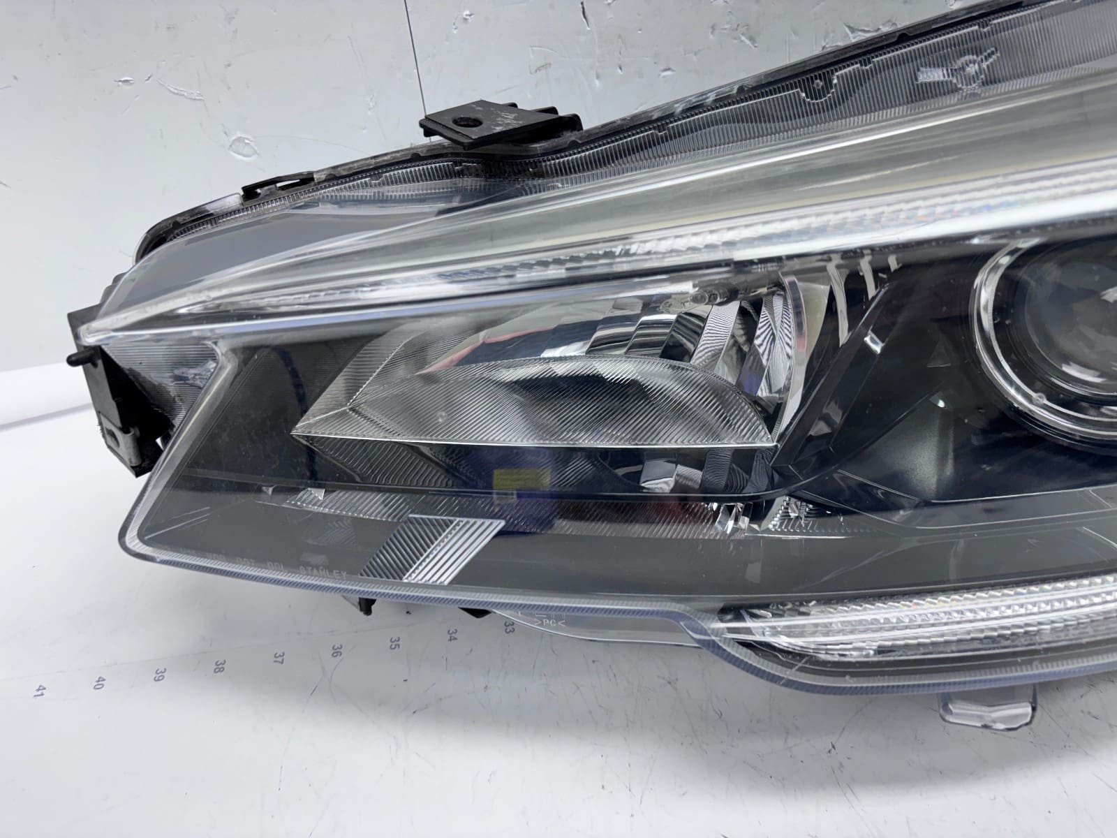 84001ALHA 2018-19 Subaru Legacy Outback Halogen LED Front Left OEM Headlight - Image 15