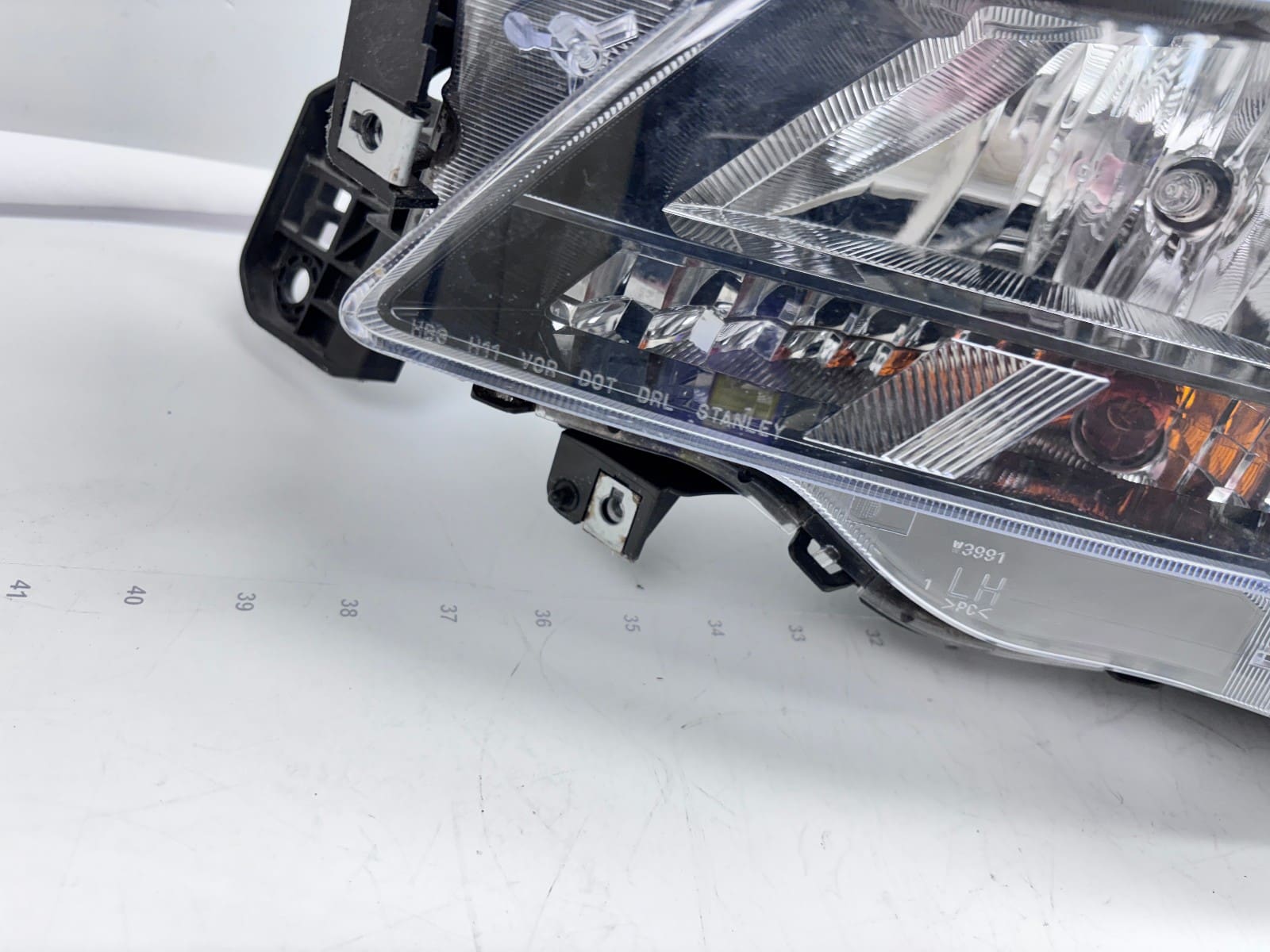 84001ALHA 2018-19 Subaru Legacy Outback Halogen LED Front Left OEM Headlight - Image 16