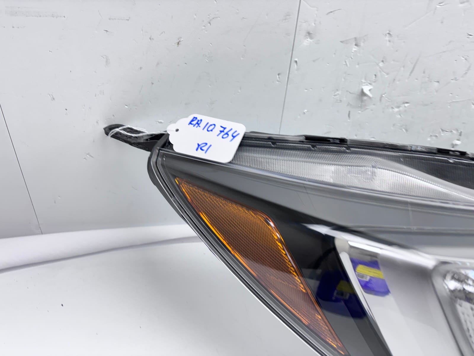 84001AL10A 2018-19 Subaru Legacy Outback Halogen LED Front Right OEM Headlight - Image 14