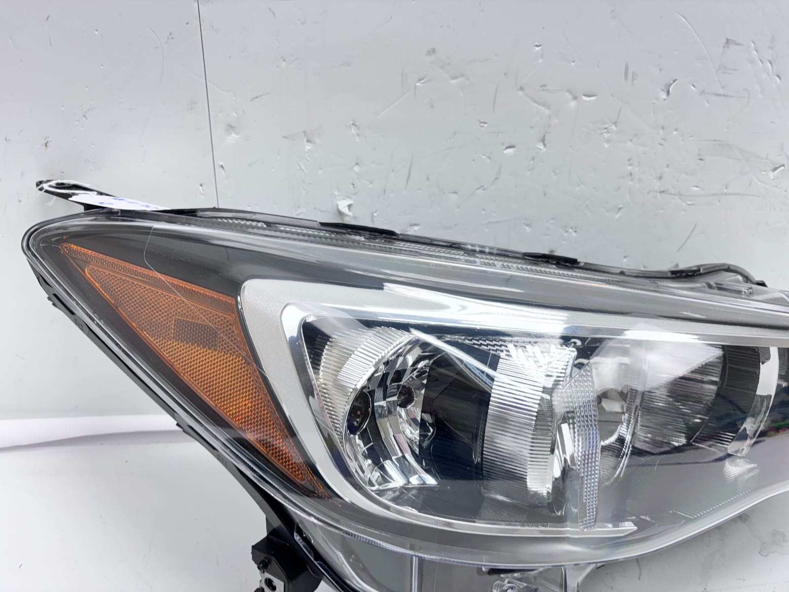 2017-23 Subaru Impreza; Crosstrek Halogen Front Right OEM Headlight 84001FL00A - Image 10