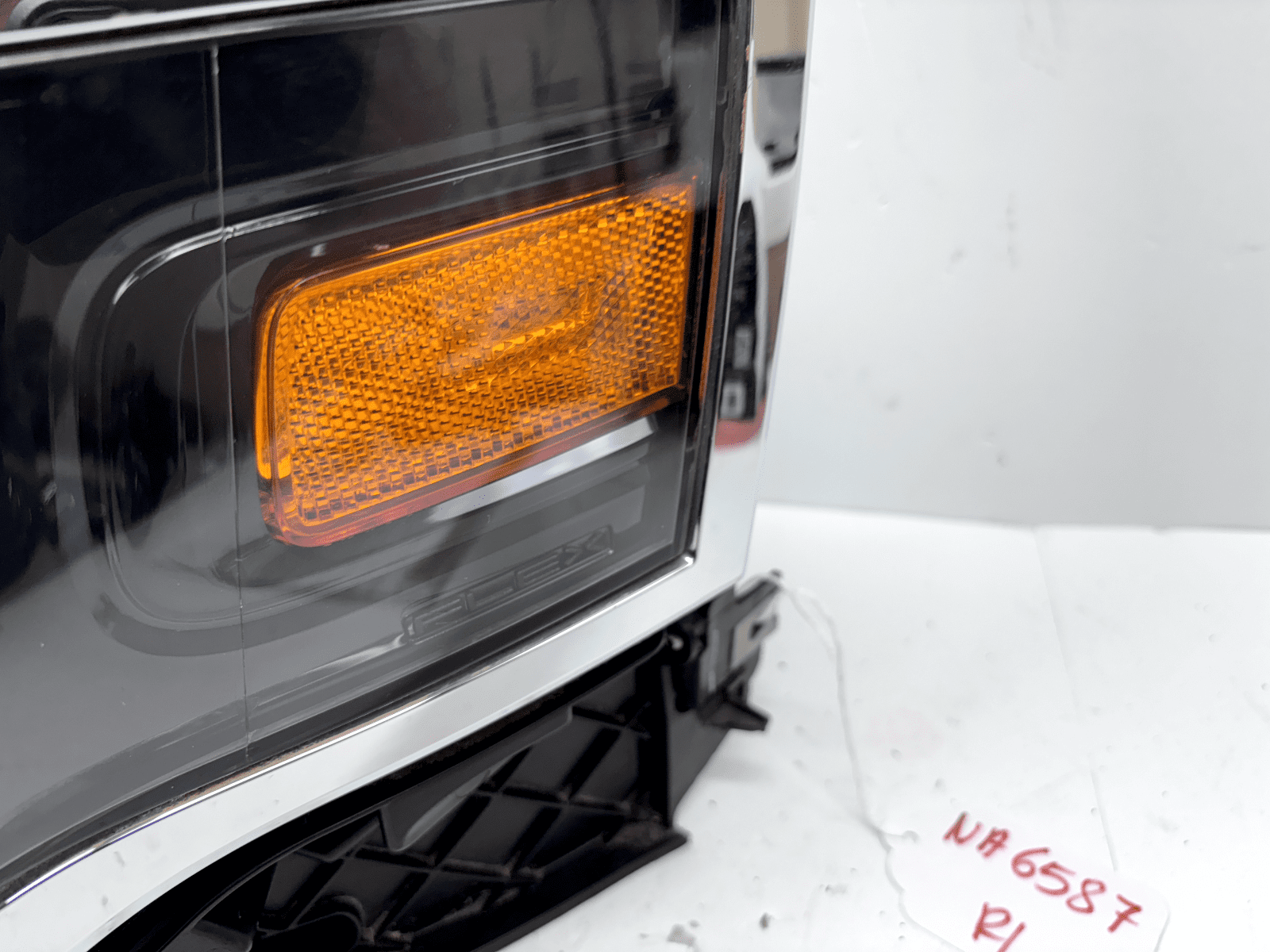 2013-2019 Ford Flex Halogen Front Left Headlight OEM Genuine - Image 5