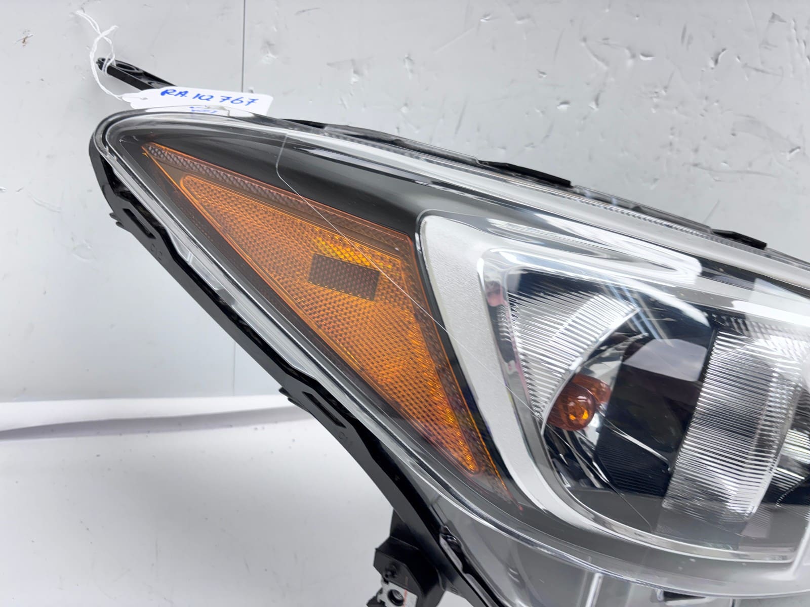 2017-23 Subaru Impreza; Crosstrek Halogen Front Right OEM Headlight 84001FL00A - Image 11
