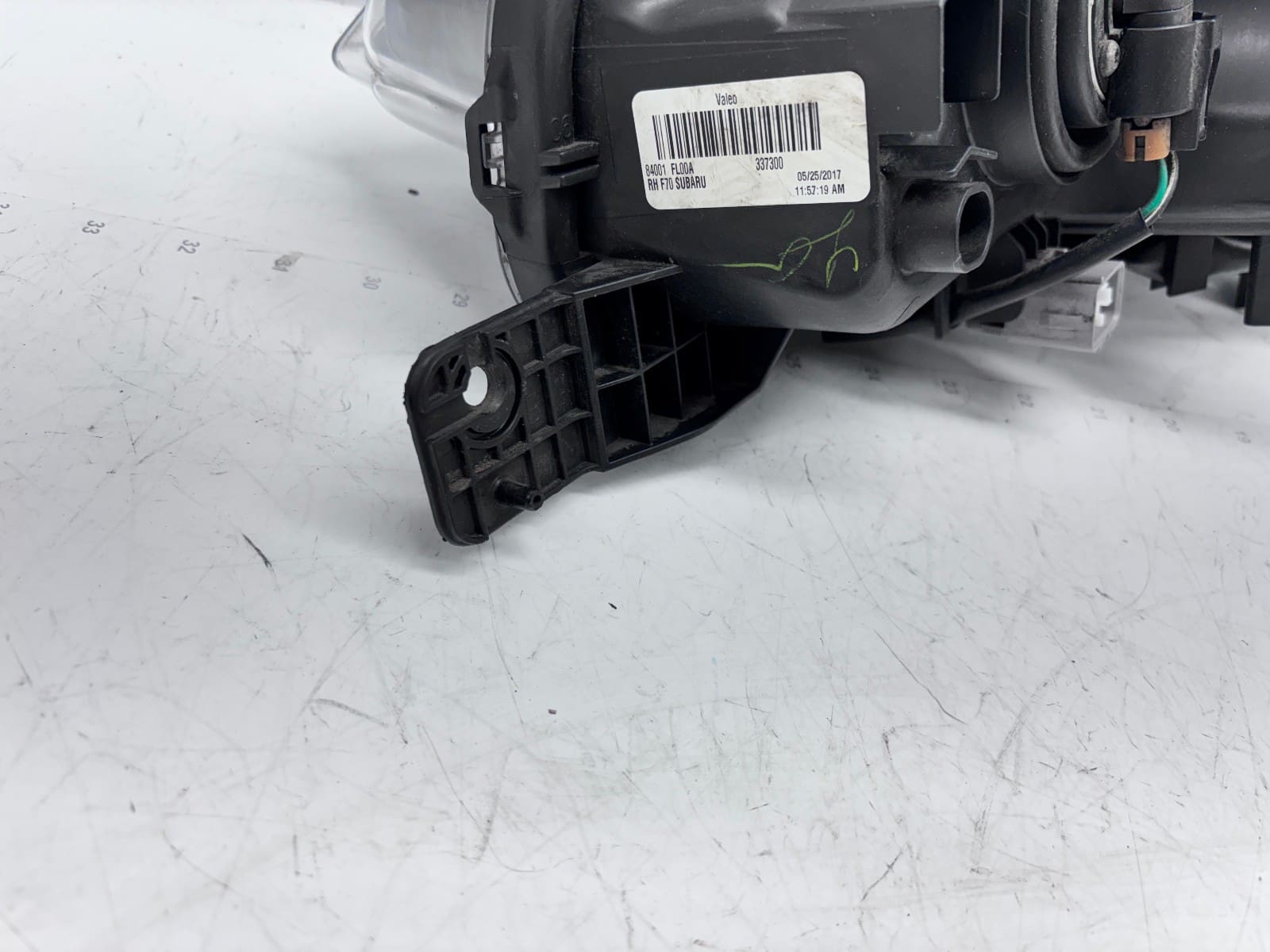 2017-23 Subaru Impreza; Crosstrek Halogen Front Right OEM Headlight 84001FL00A - Image 17