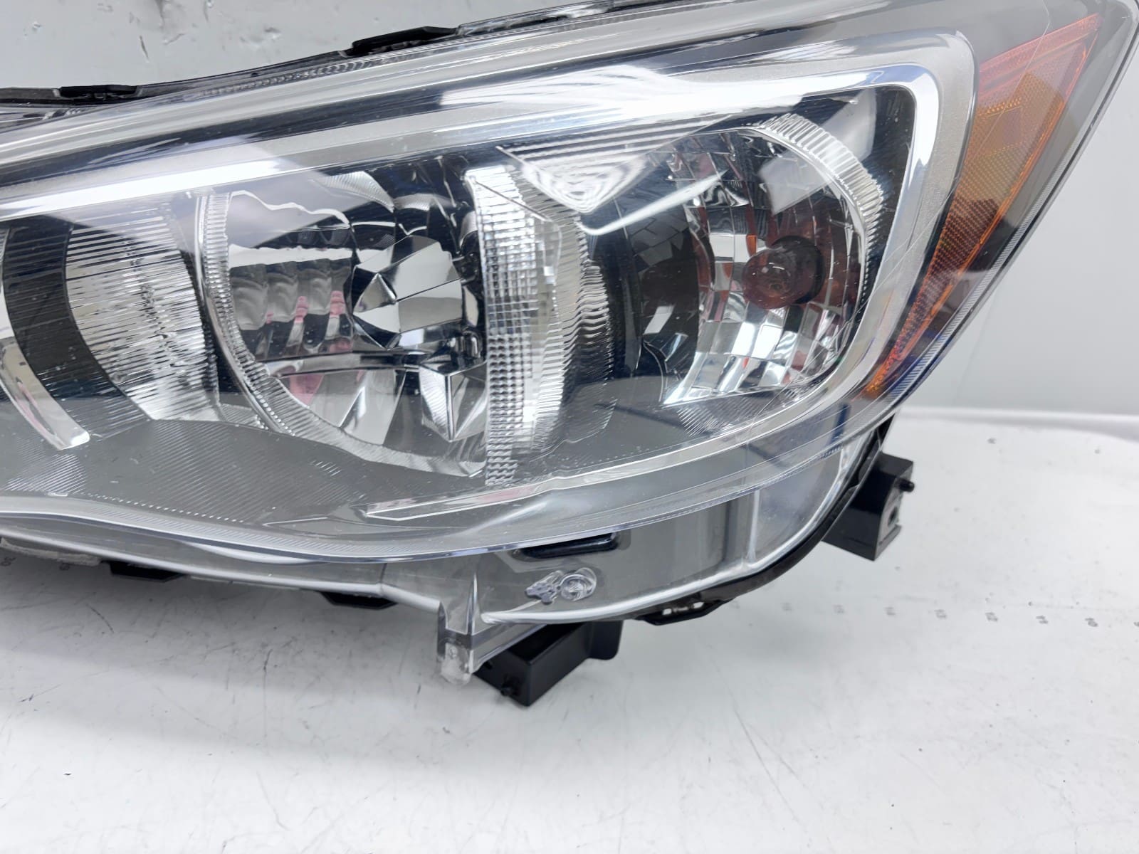 2017-23 Subaru Impreza; Crosstrek Halogen Front Left OEM Headlight 84001FL01A - Image 10