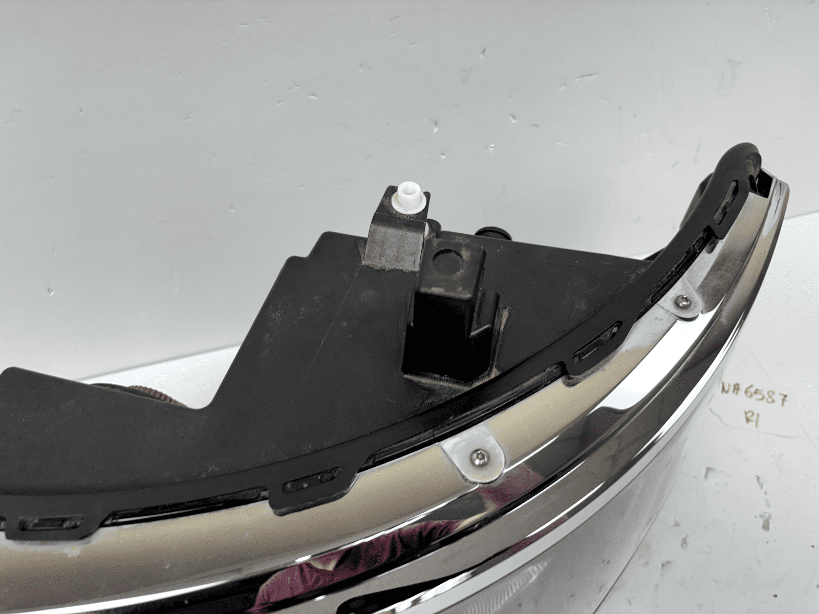 2013-2019 Ford Flex Halogen Front Left Headlight OEM Genuine - Image 11
