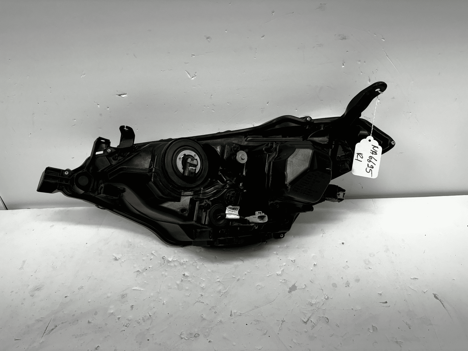 2014-2016 Toyota Corolla LED Front Right OEM Headlight - Image 18