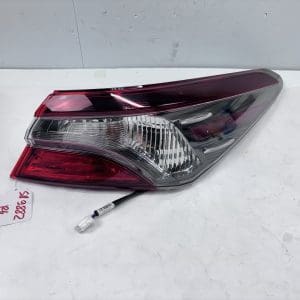 2018-2023 Toyota Camry Halogen TRD XSE Rear Right OEM Tail Light