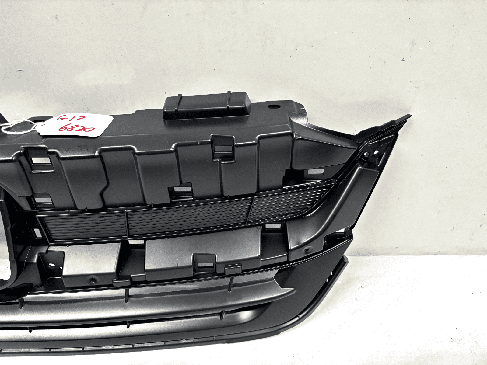 NICE 2019-2022 Honda HR-V Front OEM Grille 71121tg7a50 - Image 2
