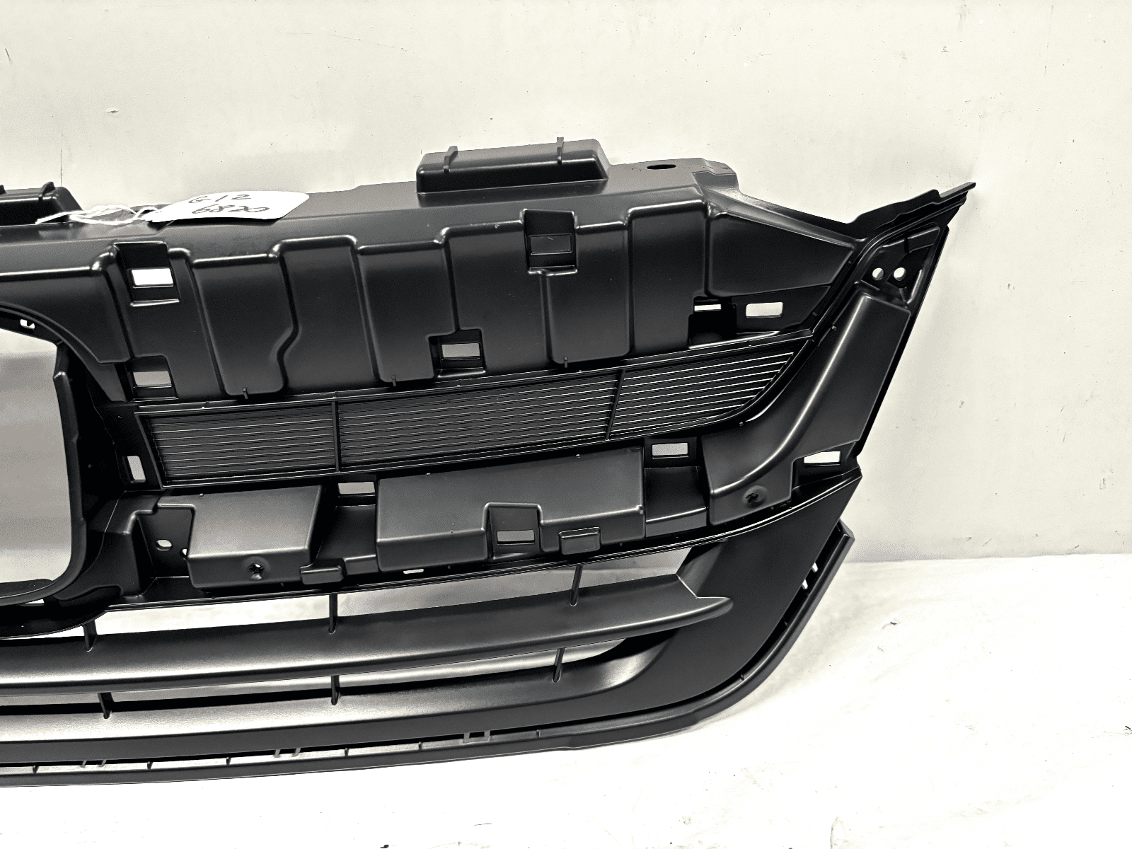 NICE 2019-2022 Honda HR-V Front OEM Grille 71121tg7a50 - Image 3