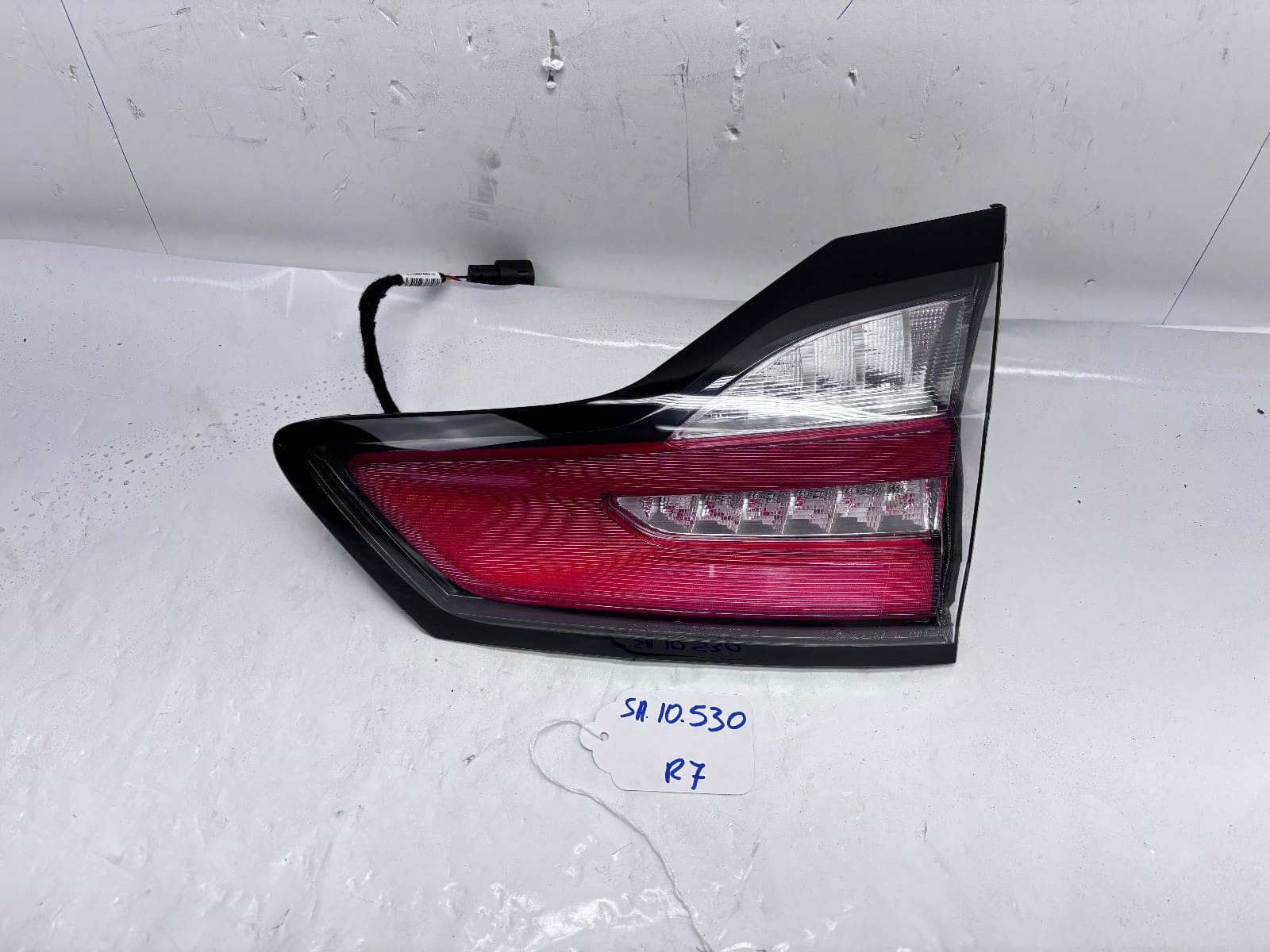 2019-2024 Ford Edge LED Rear Right OEM Tail Light KT4B13A602A
