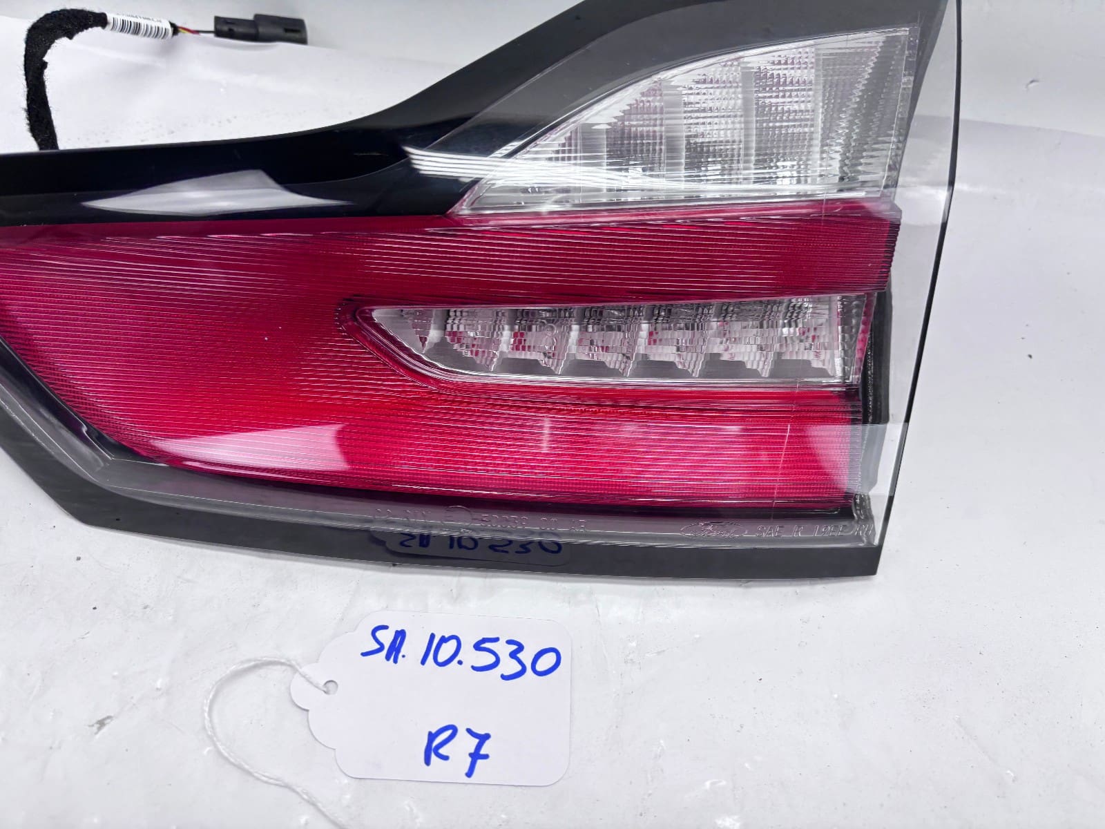 2019-2024 Ford Edge LED Rear Right OEM Tail Light KT4B13A602A - Image 4