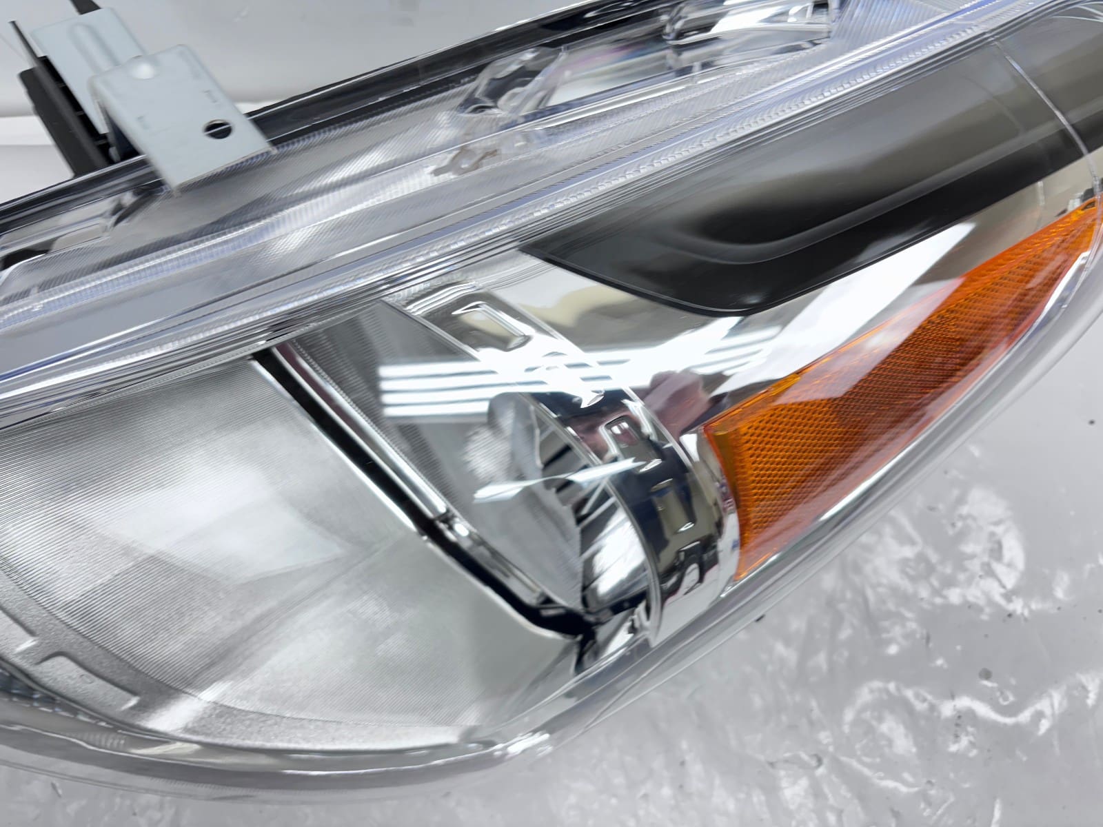 2015-19 Nissan Versa Halogen Front Left CAPA Headlight 26060609KM0A - Image 14