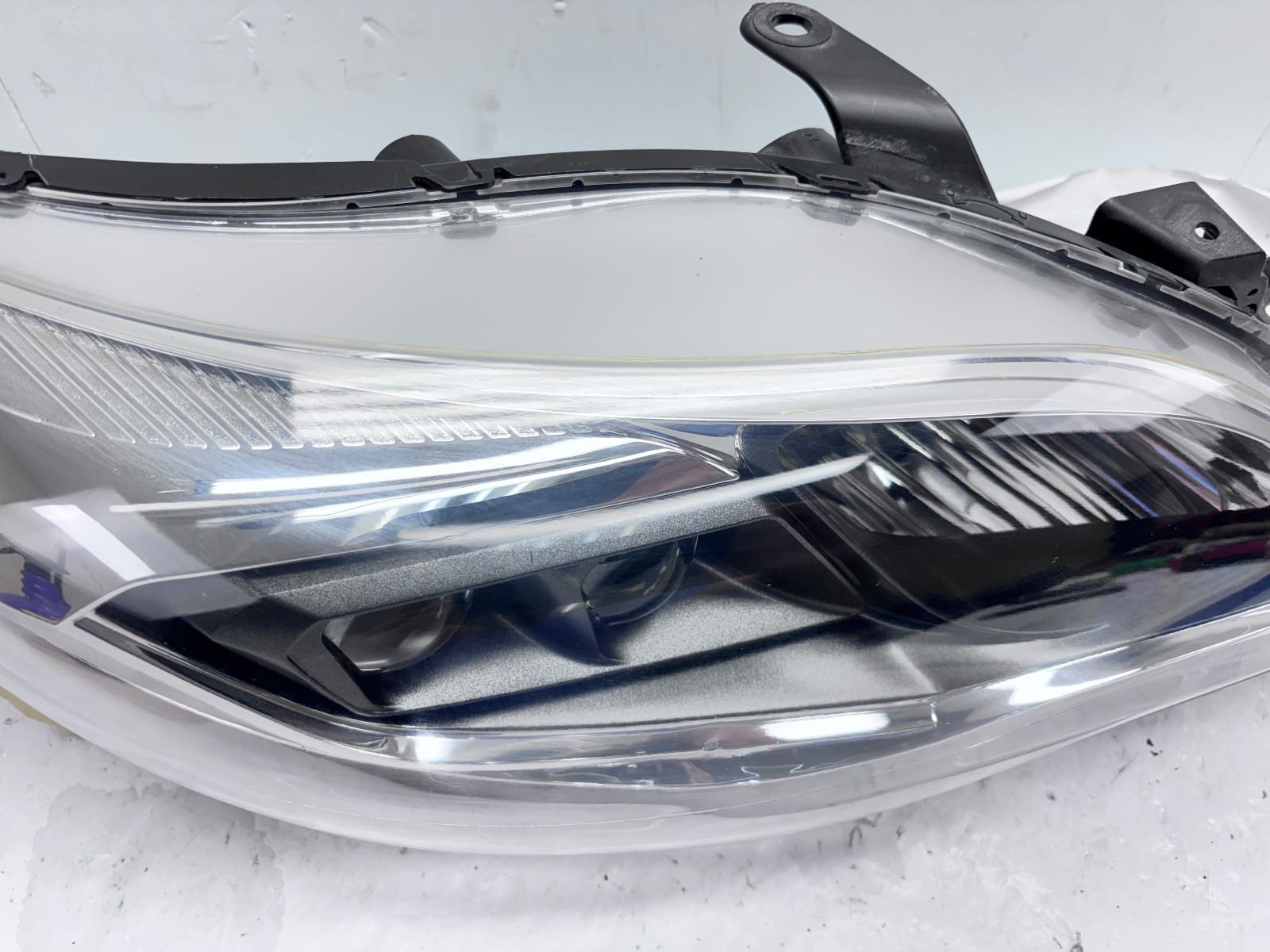 2013-2017 Toyota Avalon Halogen Front Right Headlight OEM Genuine - Image 16