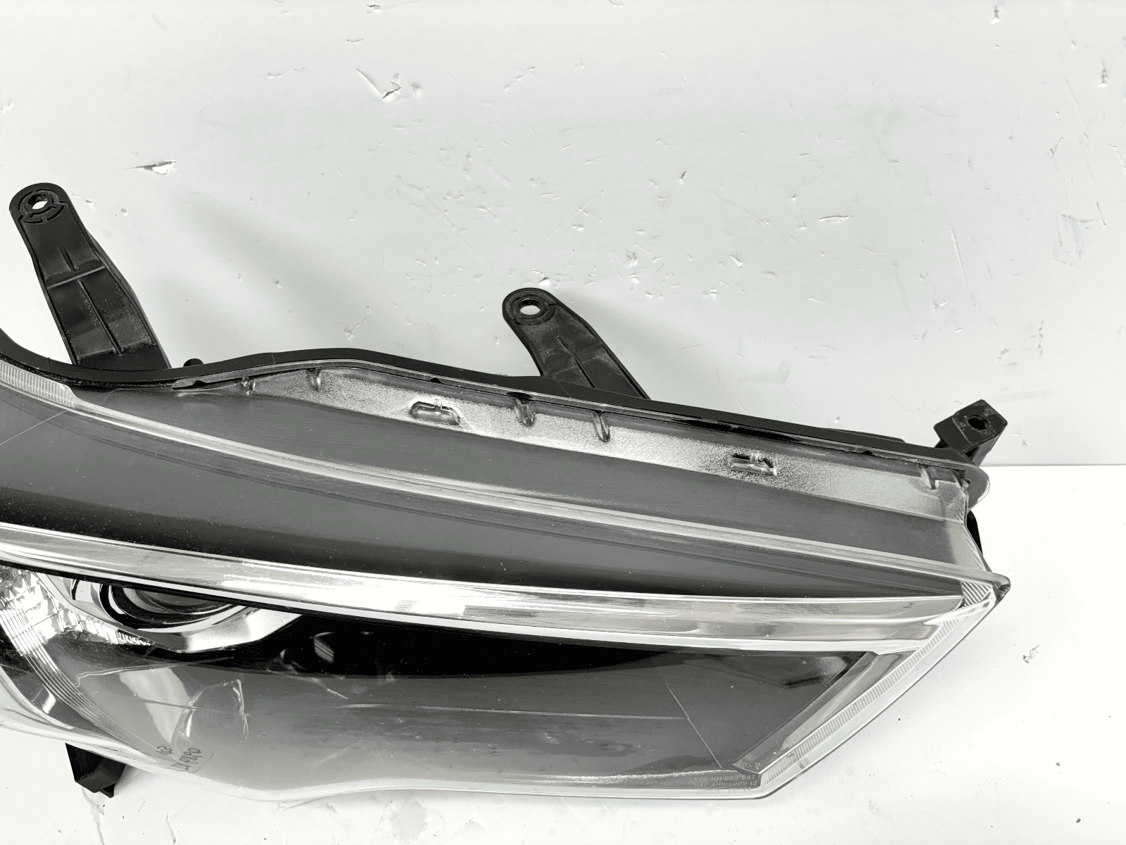 2014-2021 Toyota 4Runner Halogen Front Right OEM Headlight - Image 5
