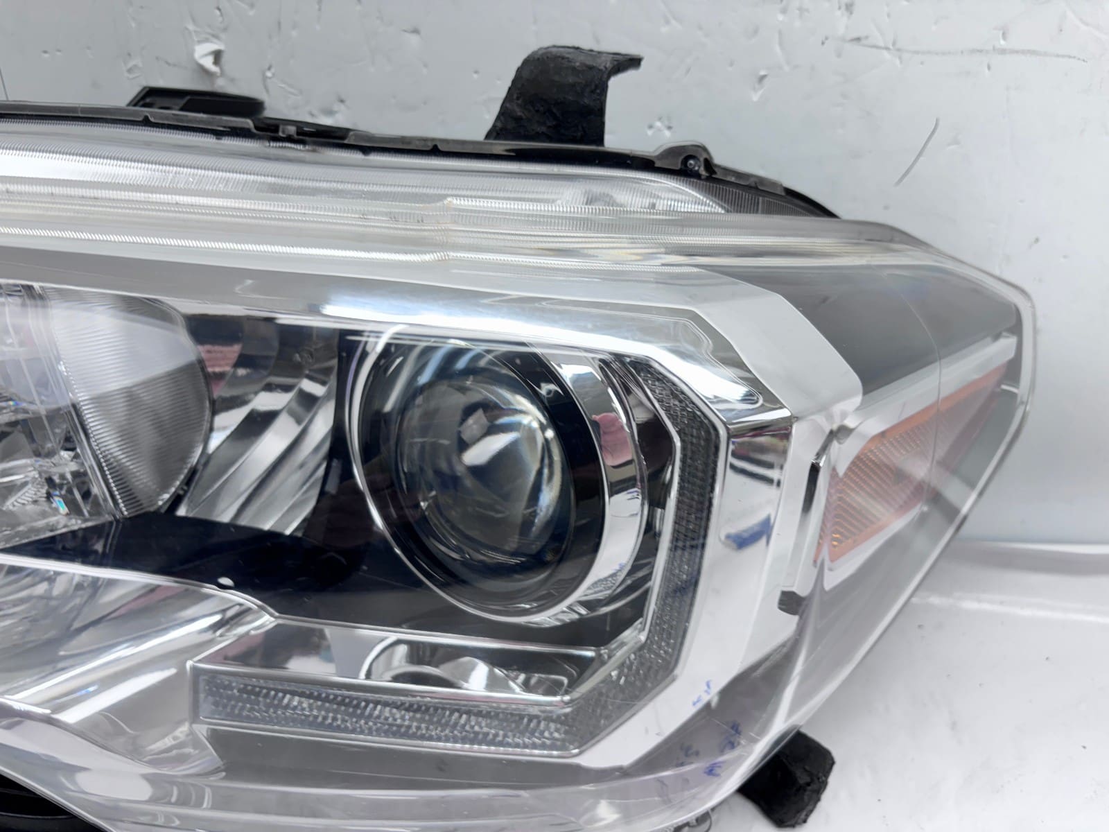 2016-22 Toyota Tacoma Halogen LED Front Left OEM Headlight - Image 7