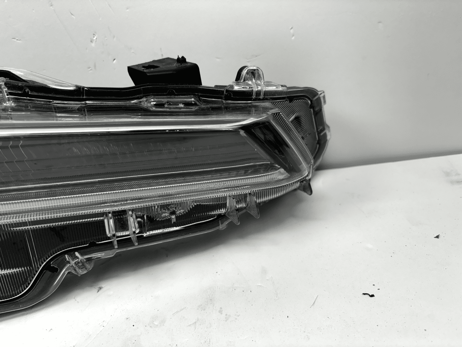 2020-2022 Toyota Corolla LED Front Right OEM Headlight - Image 2