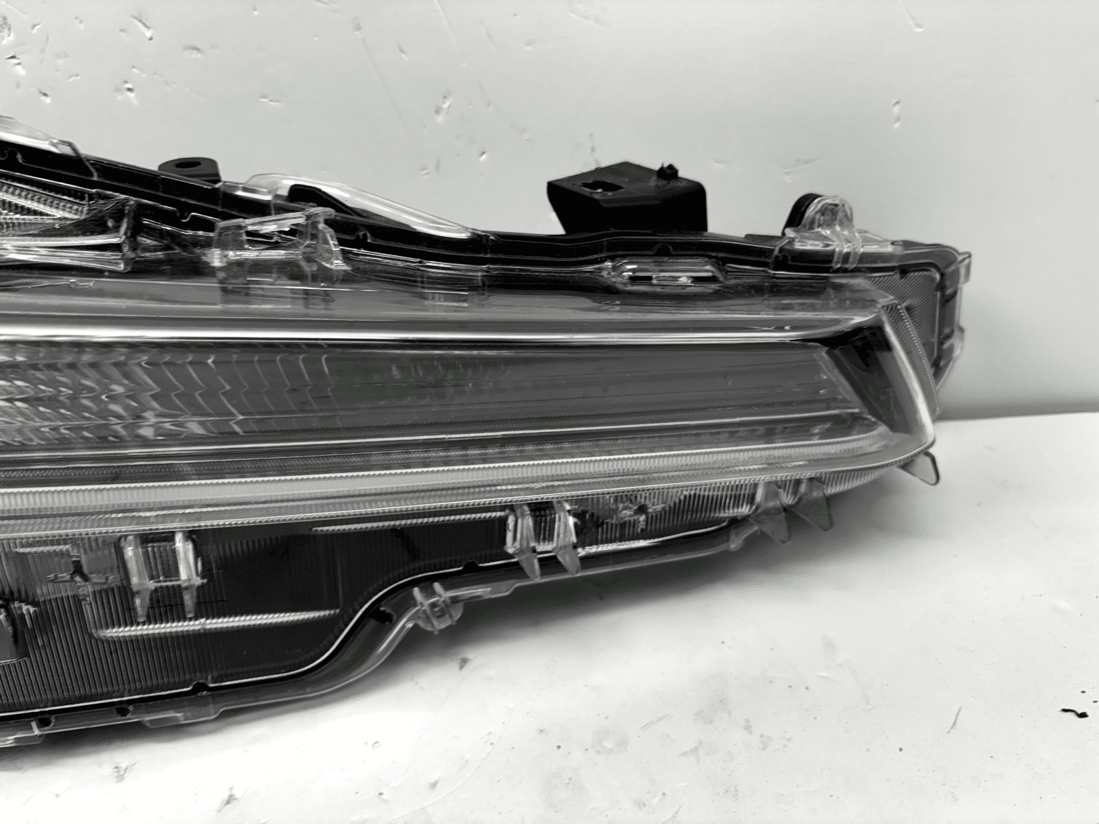 2020-2022 Toyota Corolla LED Front Right OEM Headlight - Image 3