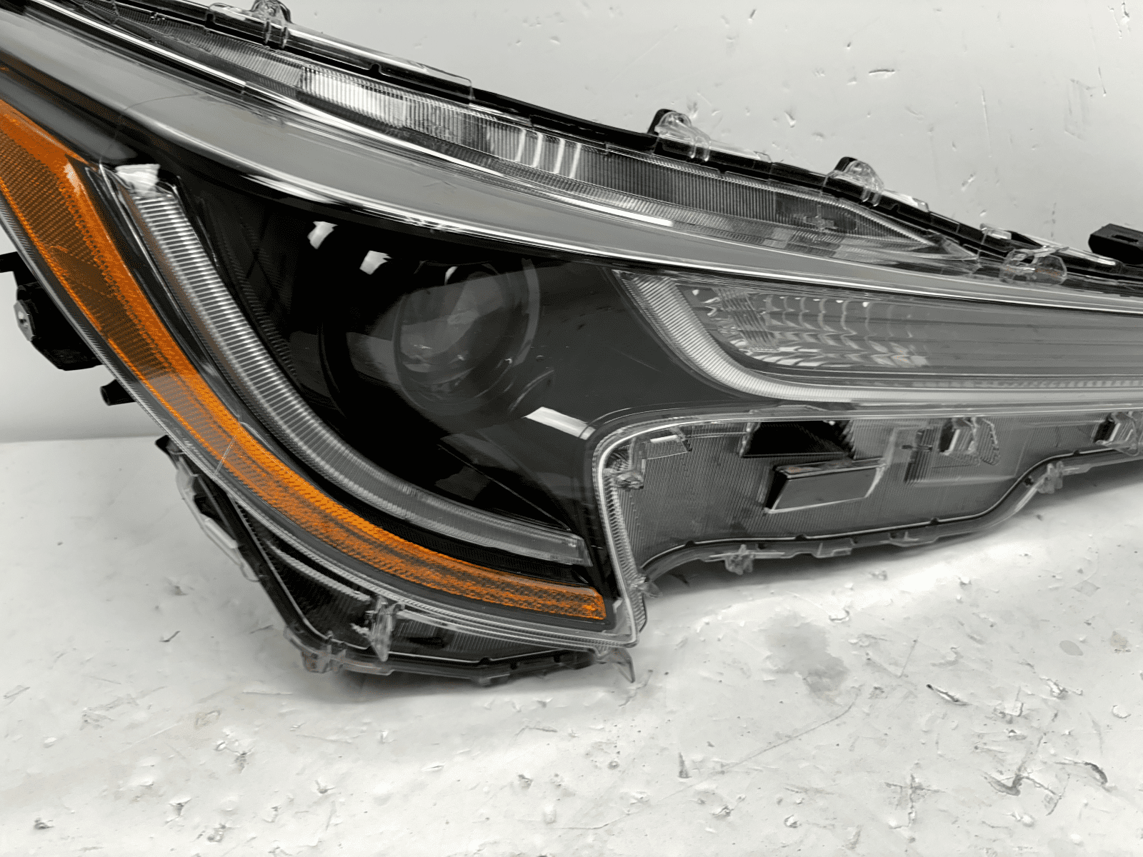 2020-2022 Toyota Corolla LED Front Right OEM Headlight - Image 5