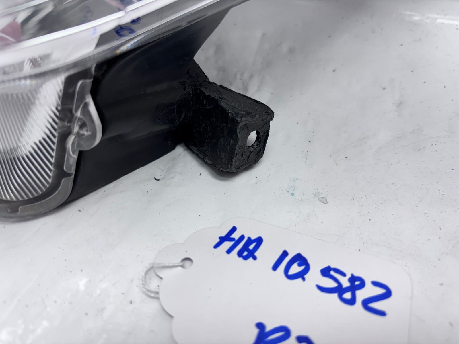 2016-22 Toyota Tacoma Halogen Front Left OEM Headlight 81150-04250 - Image 4