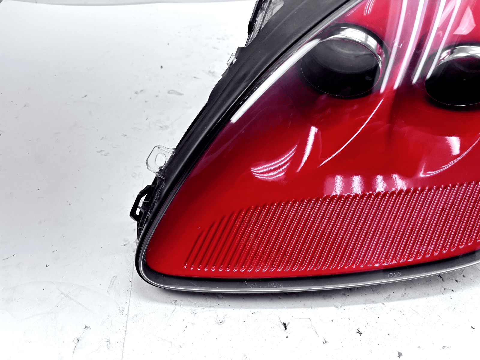 2009-2013 Chevy Corvette Grand Sport Xenon Left OEM Headlight DMG - Image 2
