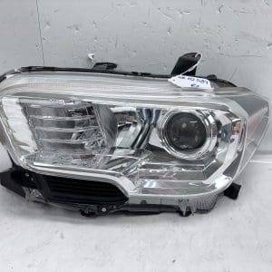 2016-22 Toyota Tacoma Halogen Front Left OEM Headlight 81150-04250