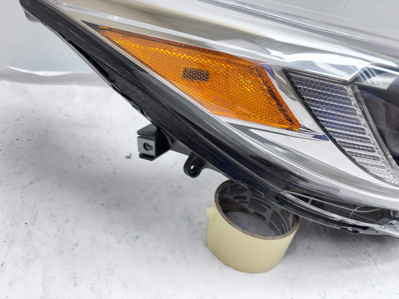 2013-2017 Toyota Avalon Xenon HID Front Right OEM Headlight - Image 9