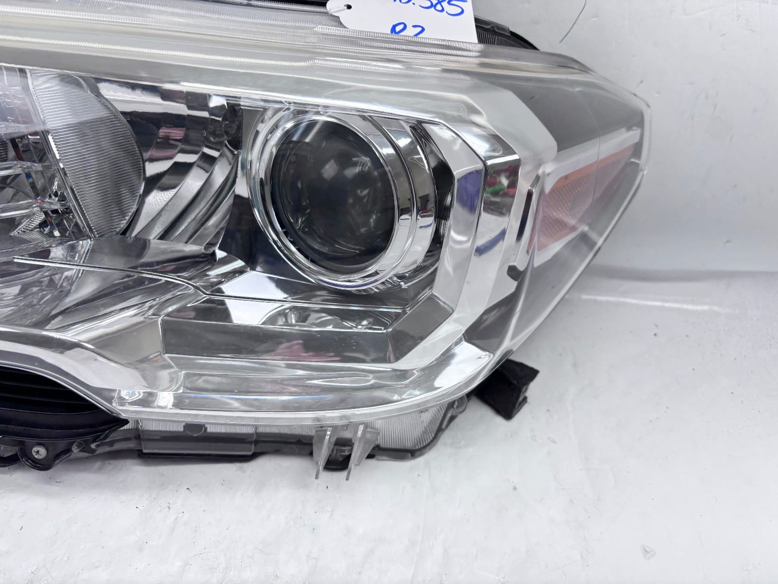 2016-22 Toyota Tacoma Halogen Front Left OEM Headlight 81150-04250 - Image 12