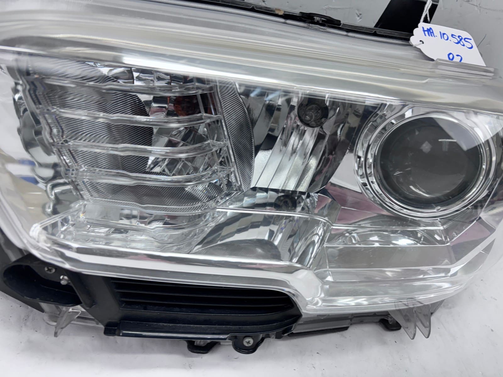 2016-22 Toyota Tacoma Halogen Front Left OEM Headlight 81150-04250 - Image 14