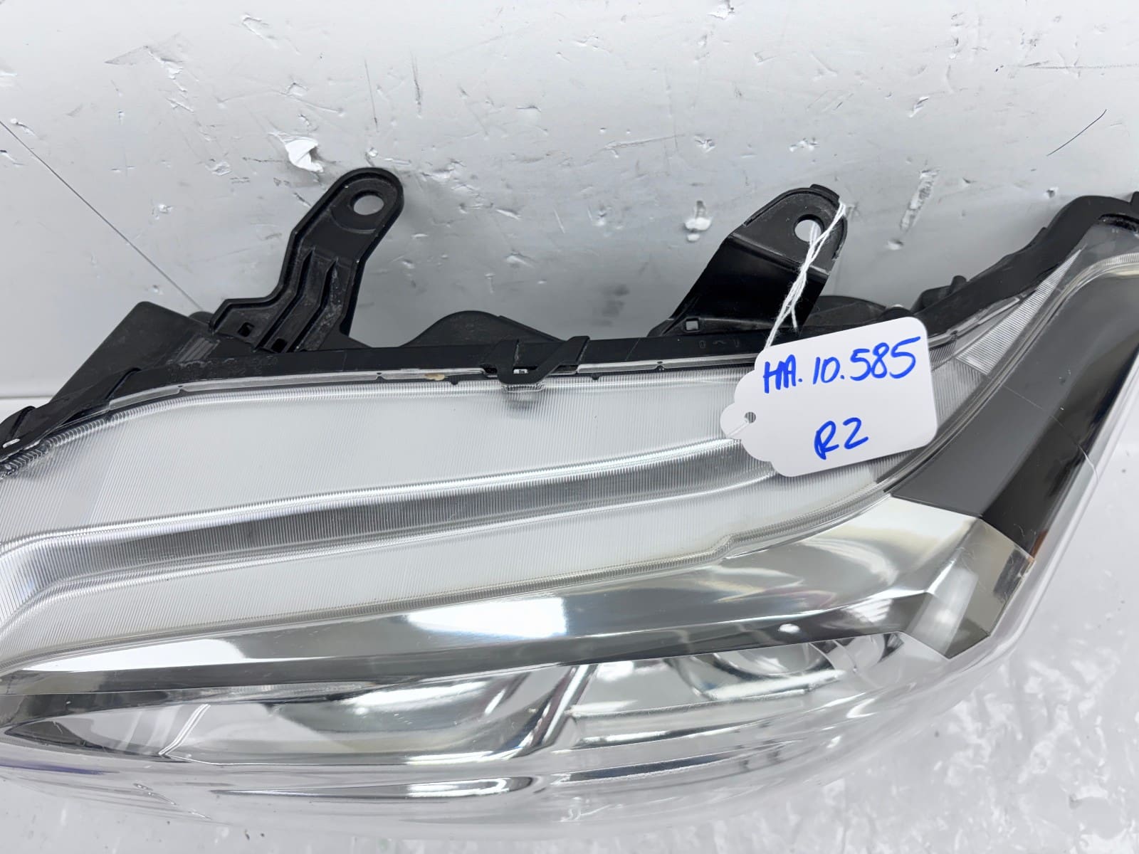 2016-22 Toyota Tacoma Halogen Front Left OEM Headlight 81150-04250 - Image 20