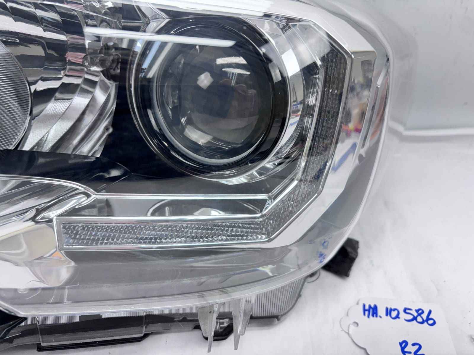 2016-22 Toyota Tacoma Halogen LED Front Left OEM Headlight 81150-04270 A - Image 14