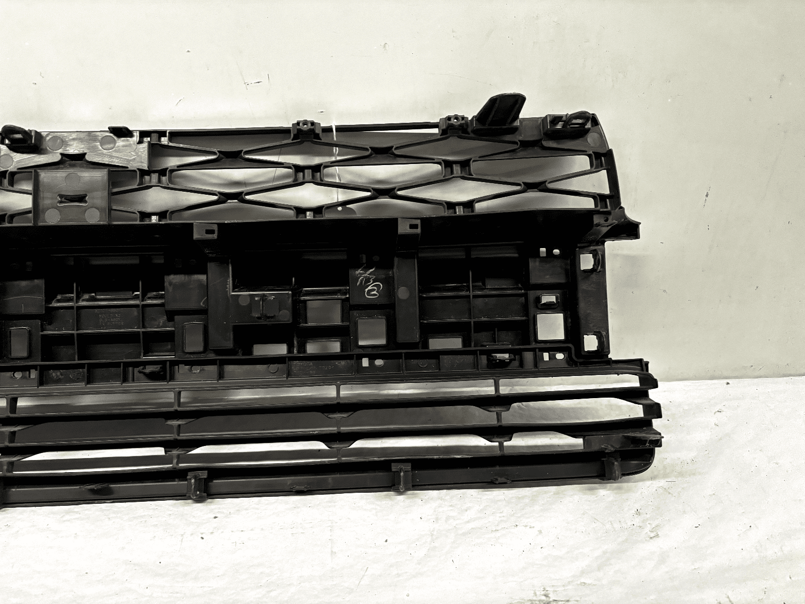 2014-2020 Toyota 4Runner Front OEM Grille 52701-35010 - Image 12