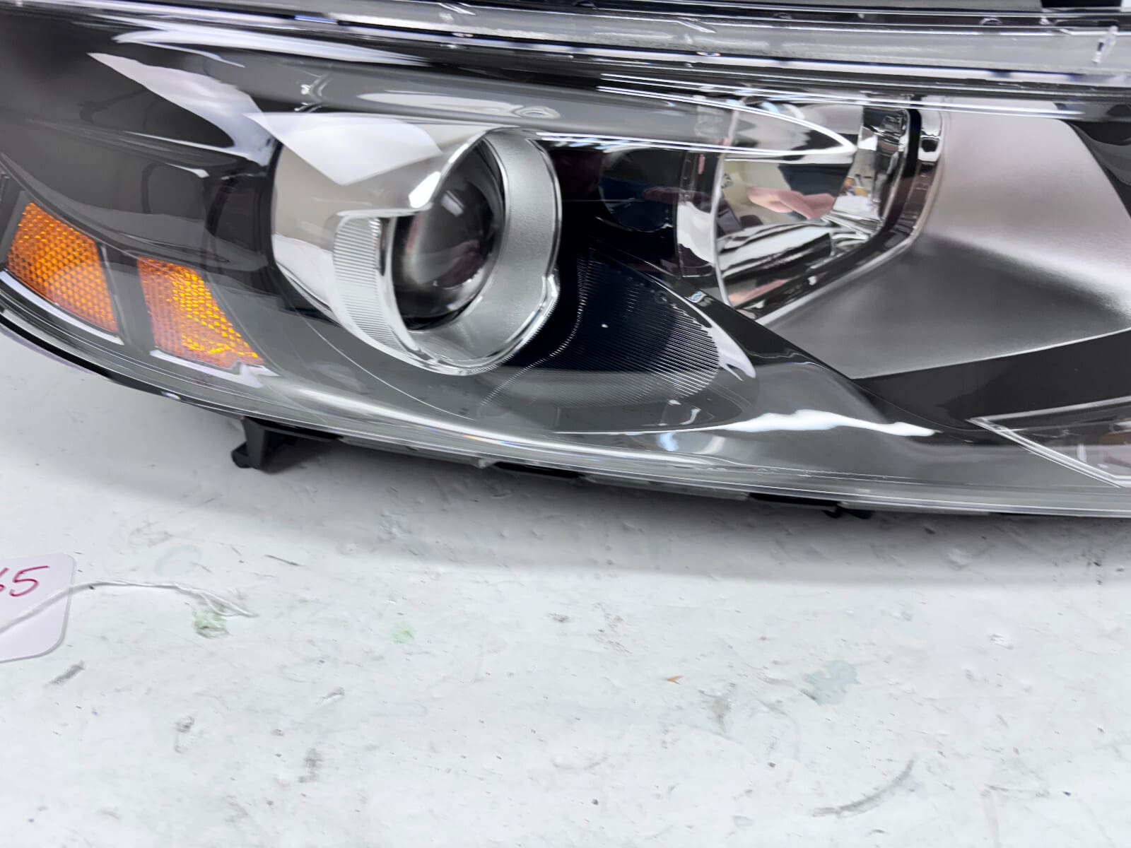 MINT 2011-13 Kia Optima Halogen Front Right OEM Headlight 92102-4C000 - Image 4