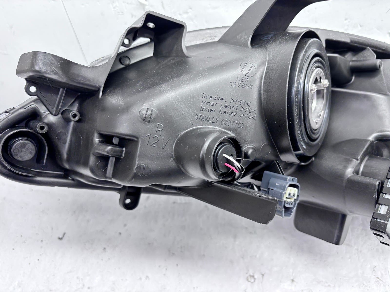 2013-2017 Toyota Avalon Xenon HID Front Right OEM Headlight - Image 19