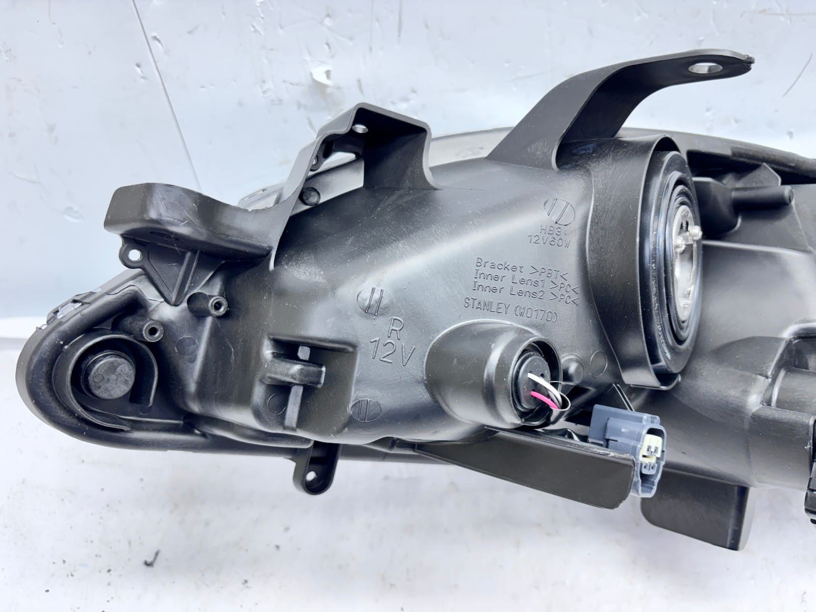2013-2017 Toyota Avalon Xenon HID Front Right OEM Headlight - Image 20