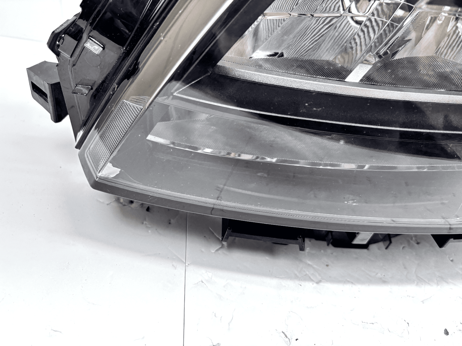 USED 2022-24 Nissan Pathfinder Front Left LED OEM Headlight - Image 14