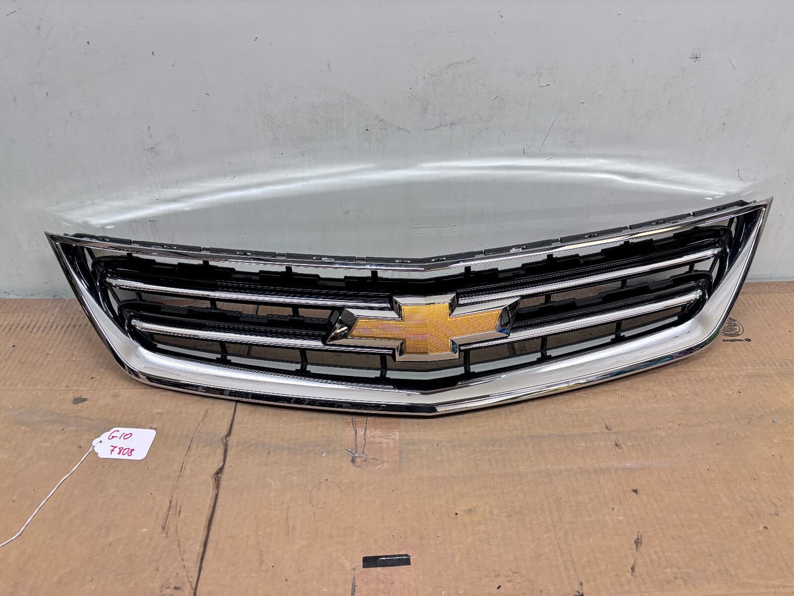 2014-2020 Chevy Impala Chrome Front OEM Grille 84720377