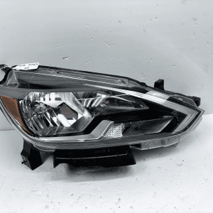 2016-19 Nissan Sentra Halogen Front Right OEM Headlight Black Housing