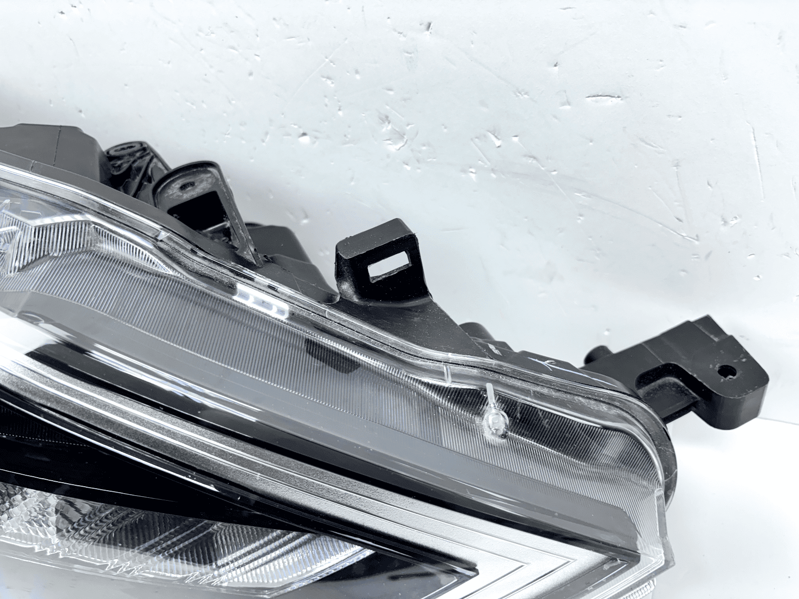 2016-19 Nissan Sentra Halogen Front Right OEM Headlight Black Housing - Image 4