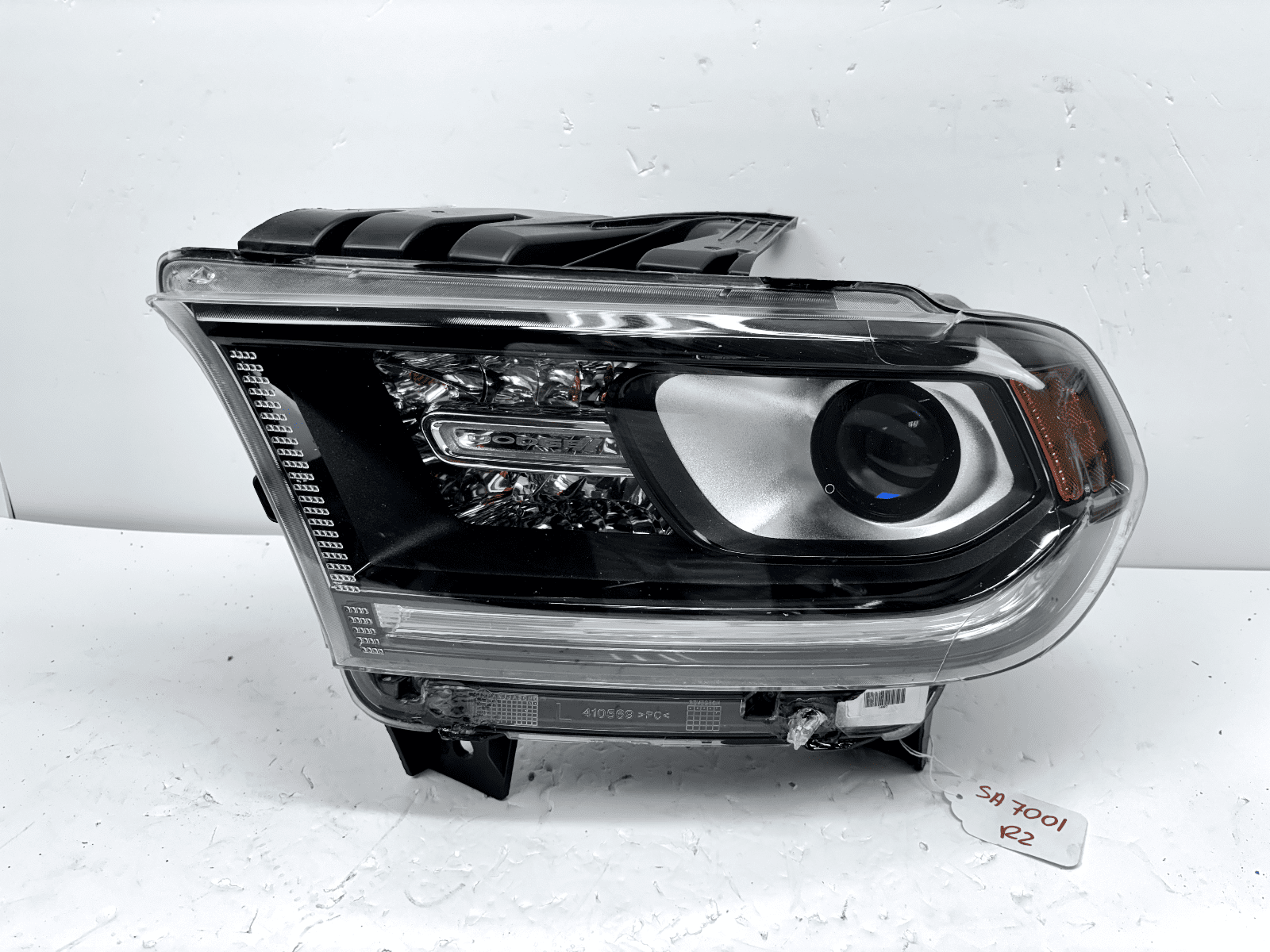 2014-2020 Dodge Durango Halogen Front Left OEM Headlight