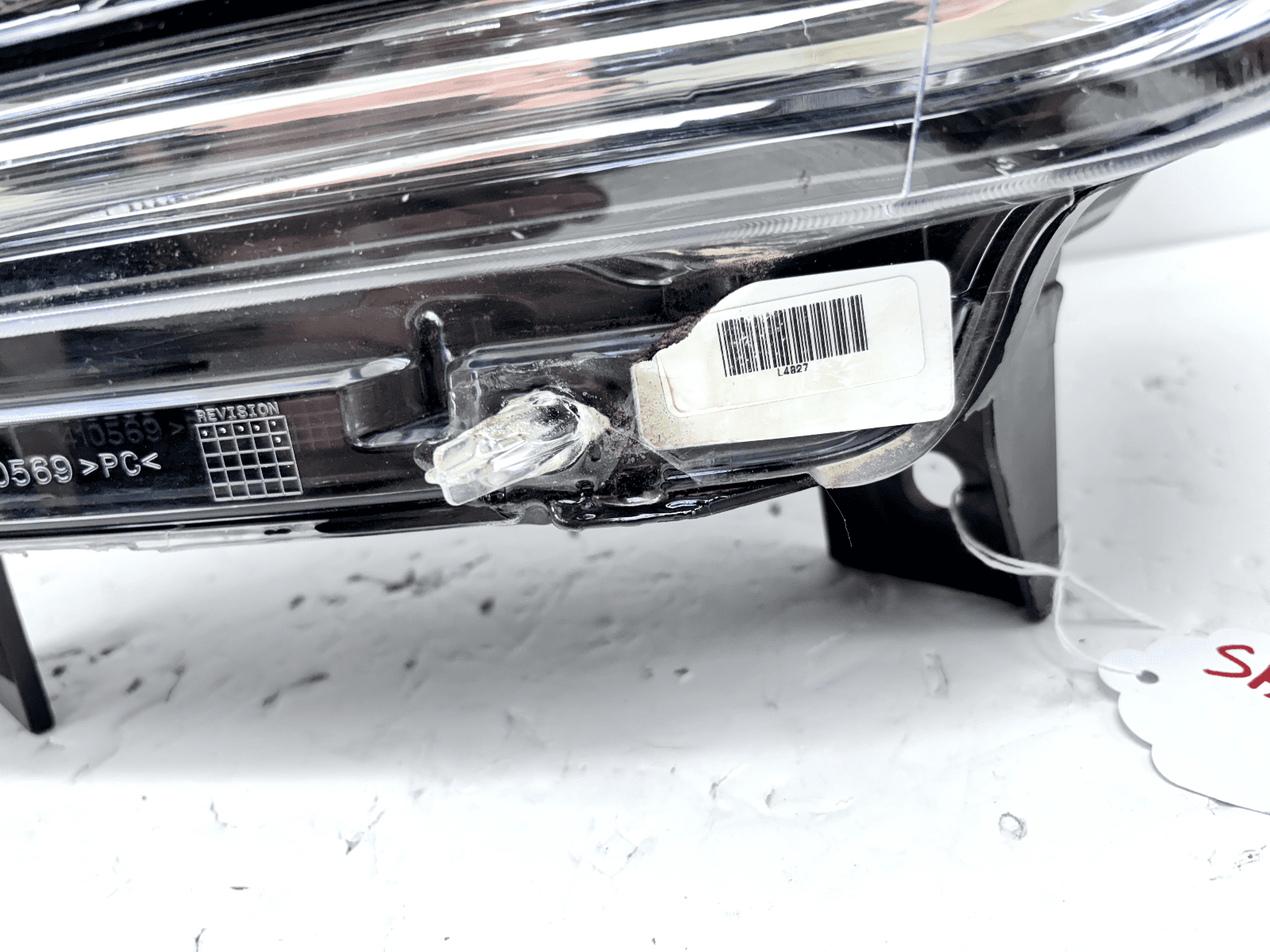 2014-2020 Dodge Durango Halogen Front Left OEM Headlight - Image 16