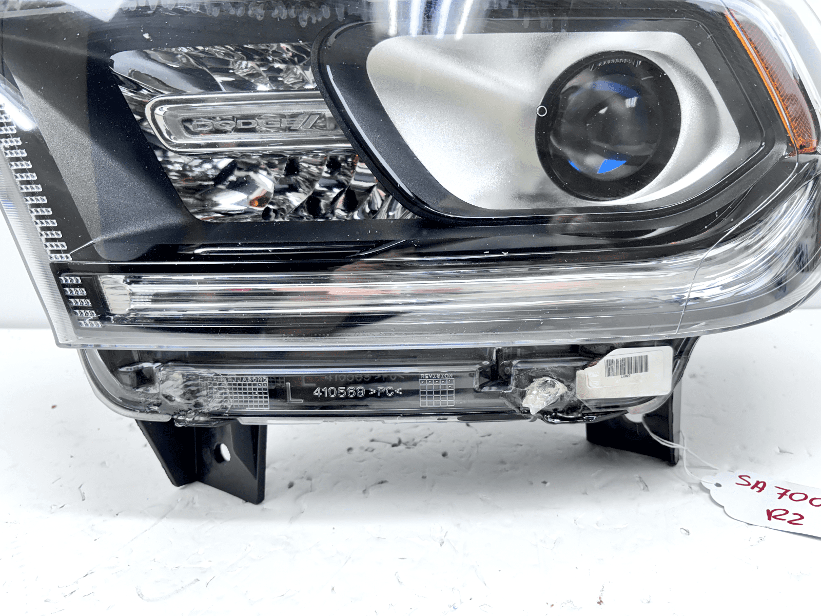 2014-2020 Dodge Durango Halogen Front Left OEM Headlight - Image 18