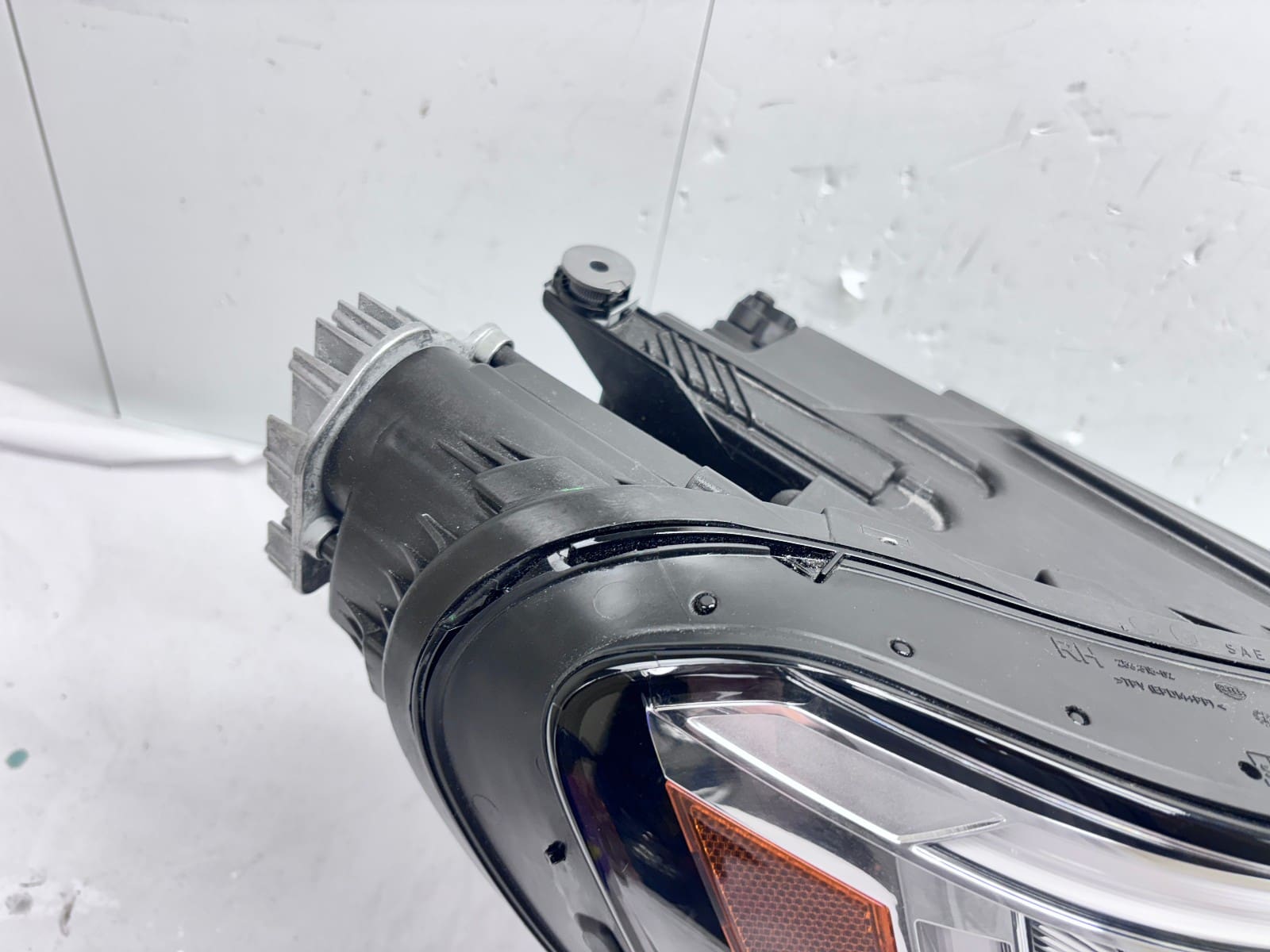 NICE 2024-25 VW Atlas Cross Sport LED Front Right OEM Headlight 3CN941082M - Image 17